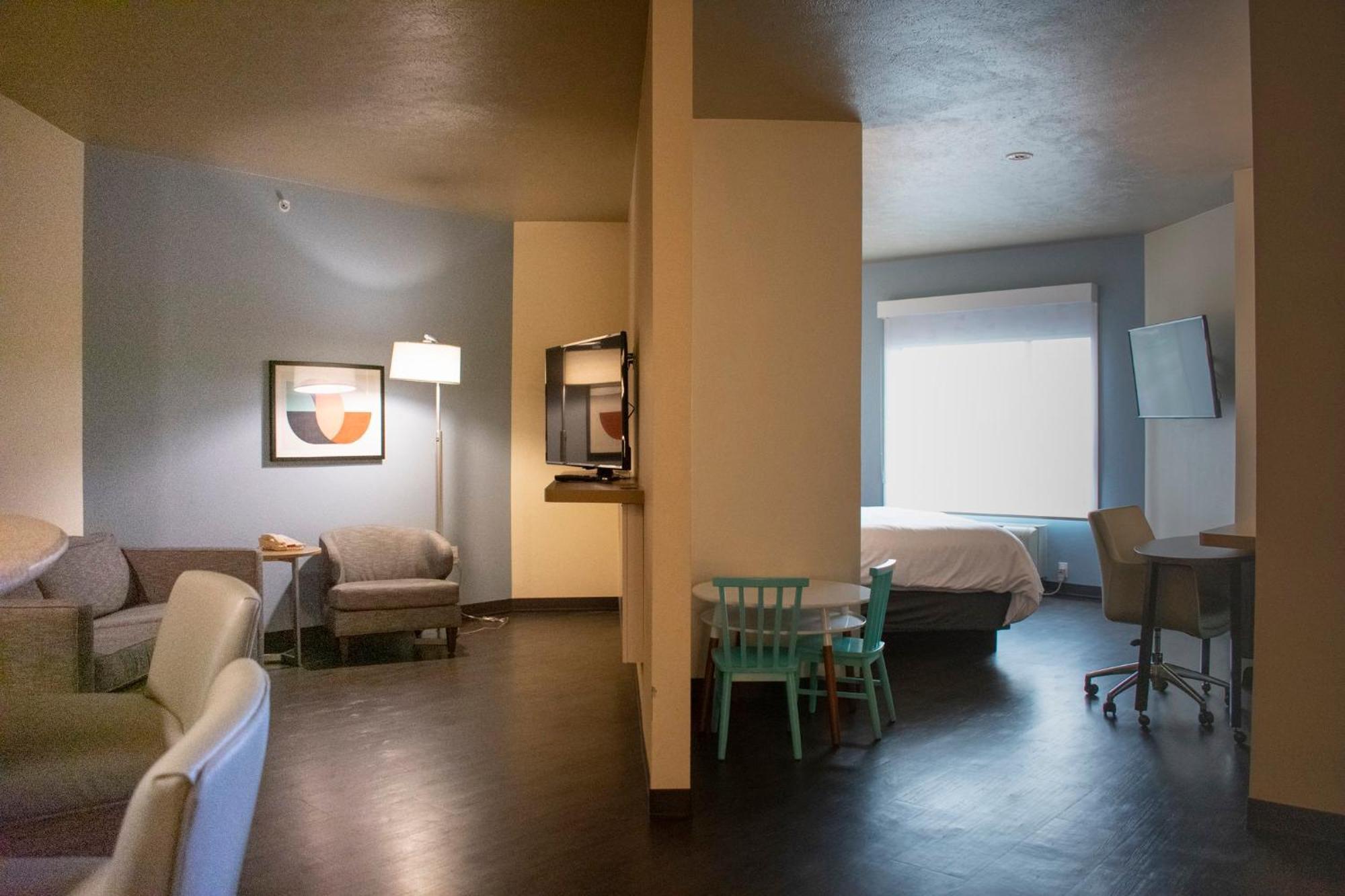 Holiday Inn Omaha Downtown - Waterpark By Ihg Экстерьер фото